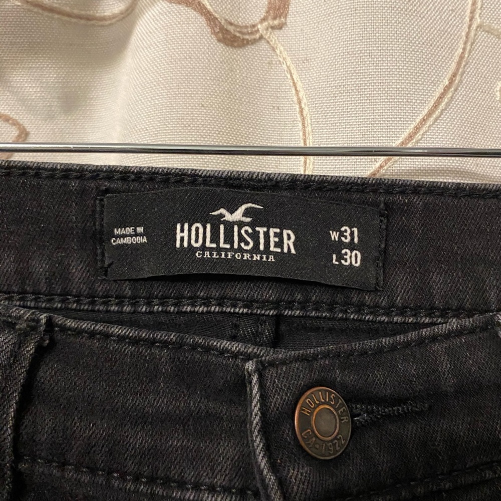 Slim straight jeans